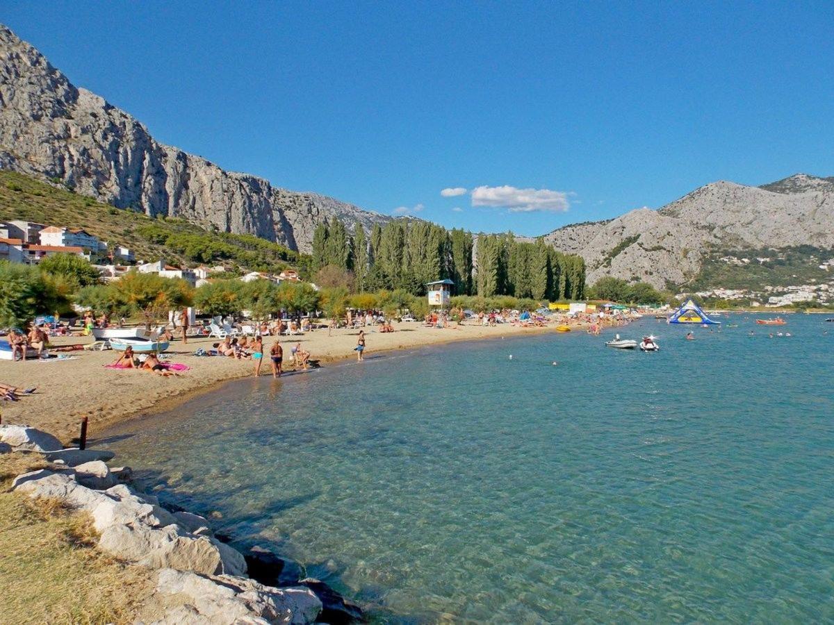 Apartments And Rooms Nikola Omiš Eksteriør billede